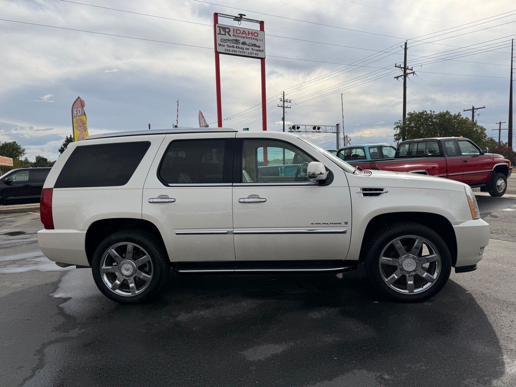 2007 Cadillac Escalade Image 6
