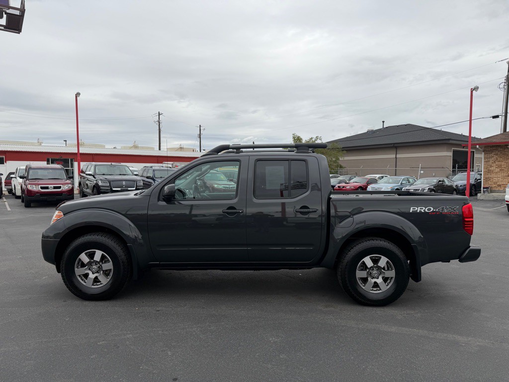 2011 Nissan Frontier Image 3