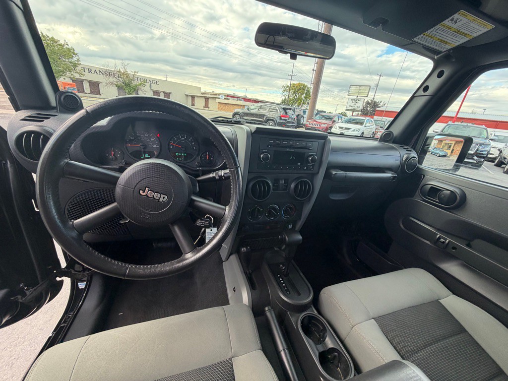 2009 Jeep Wrangler Image 10