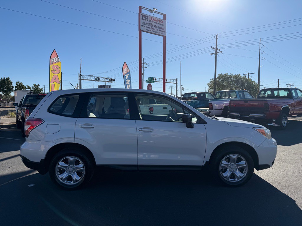 2014 Subaru Forester Image 6
