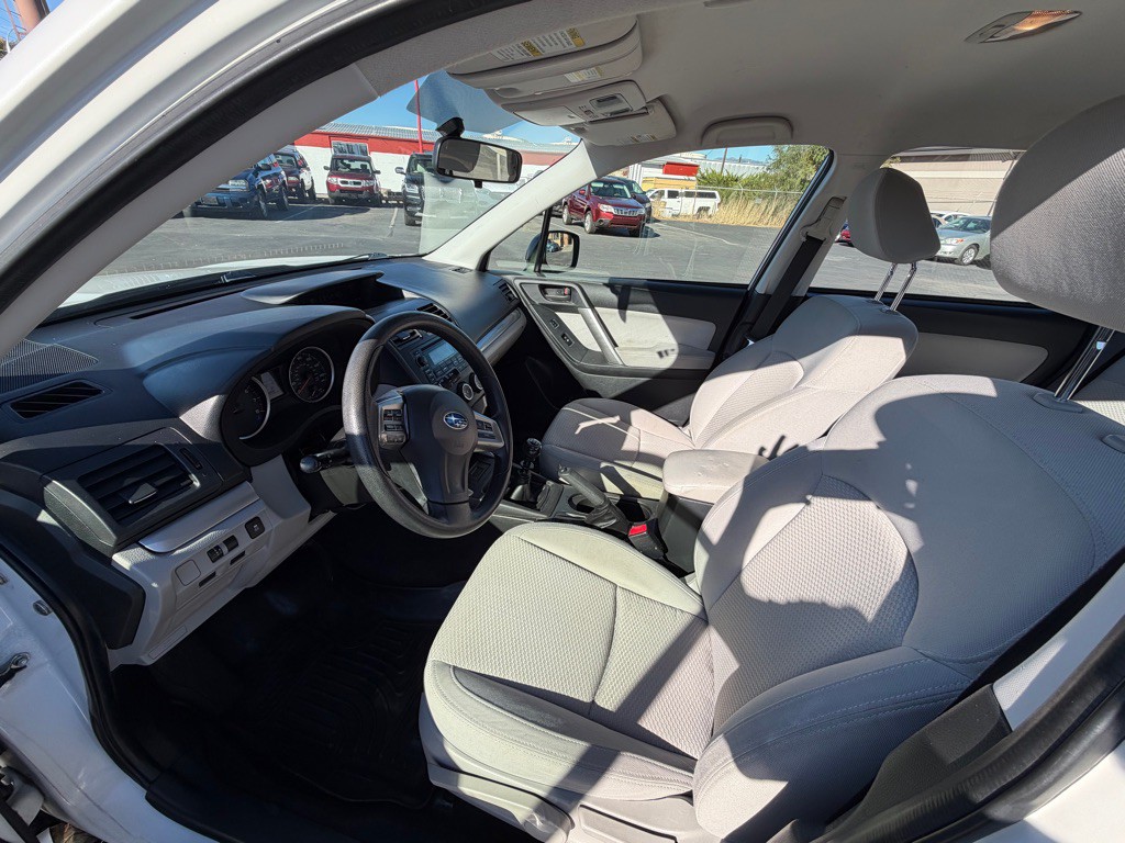 2014 Subaru Forester Image 7
