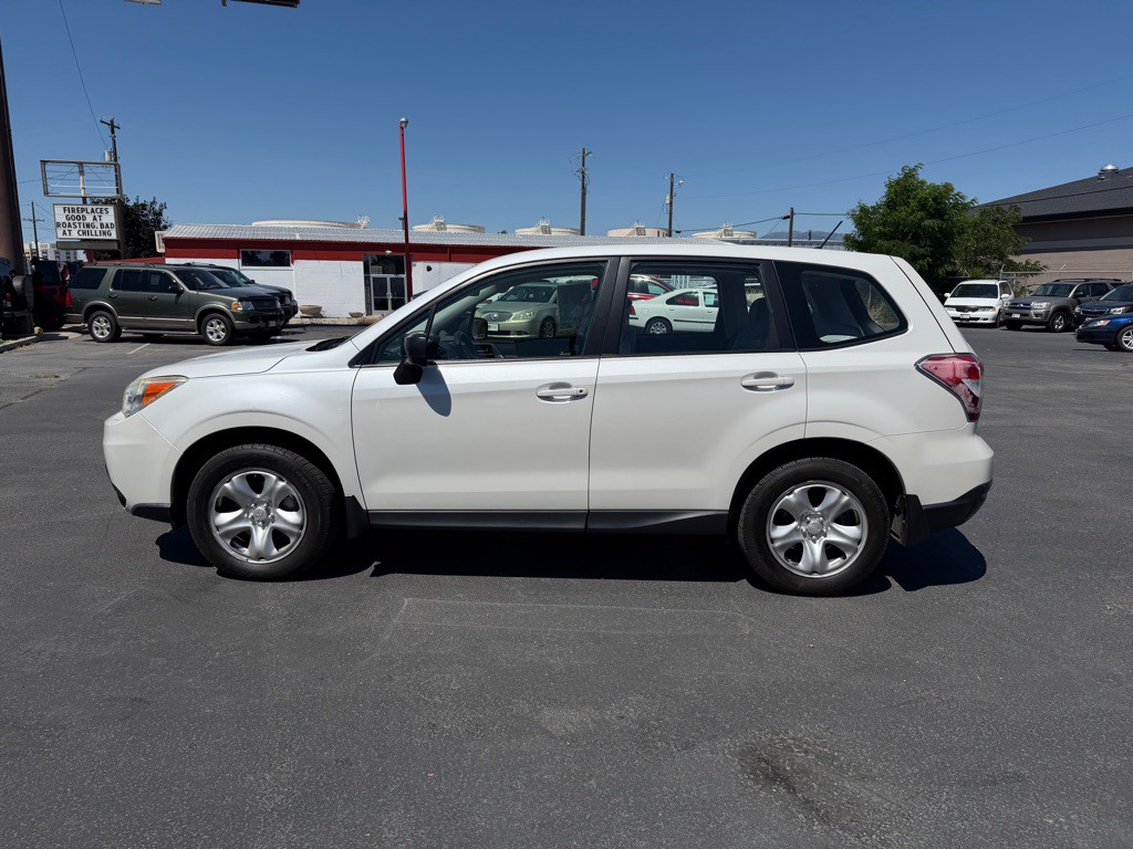 2014 Subaru Forester Image 3
