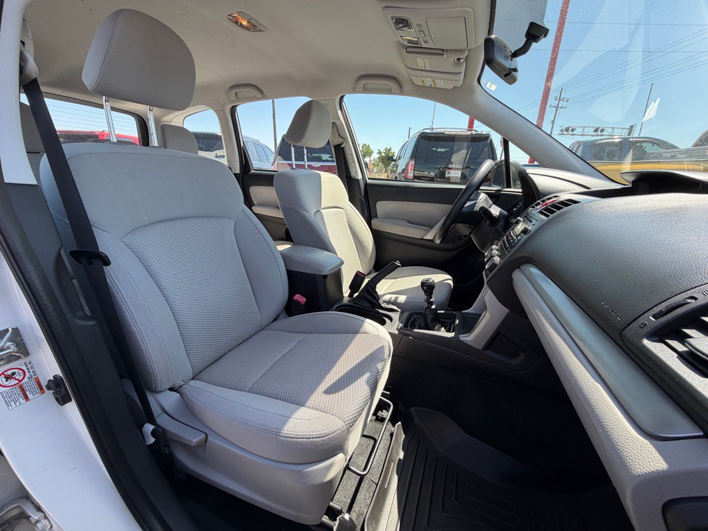 2014 Subaru Forester Image 8