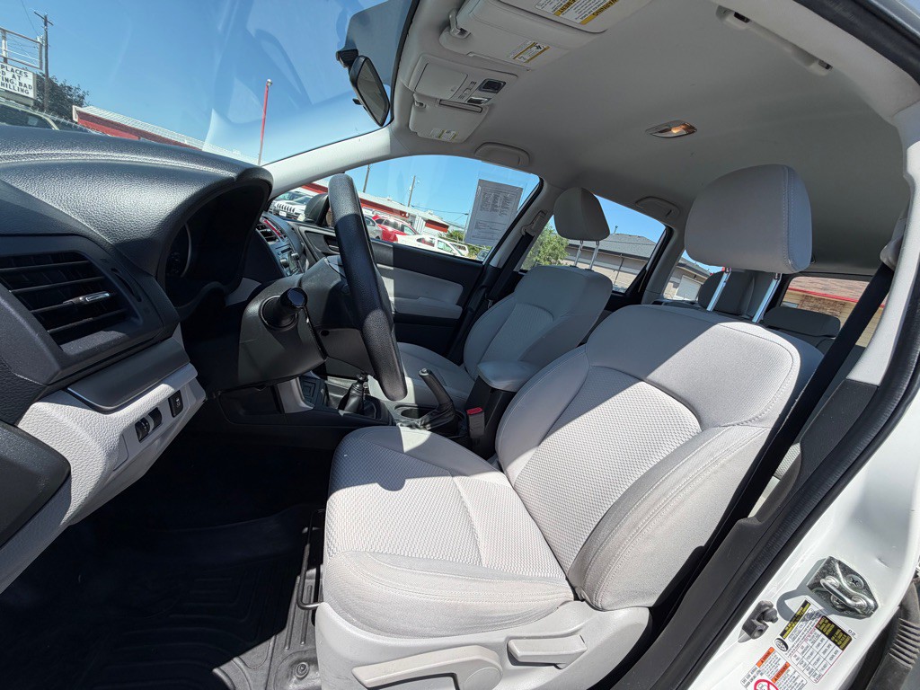 2014 Subaru Forester Image 10