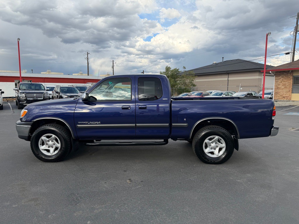 2000 Toyota Tundra Image 3