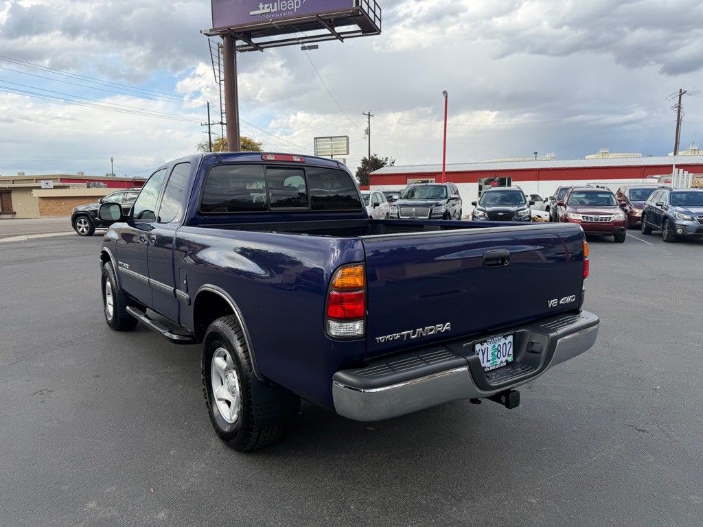 2000 Toyota Tundra Image 4