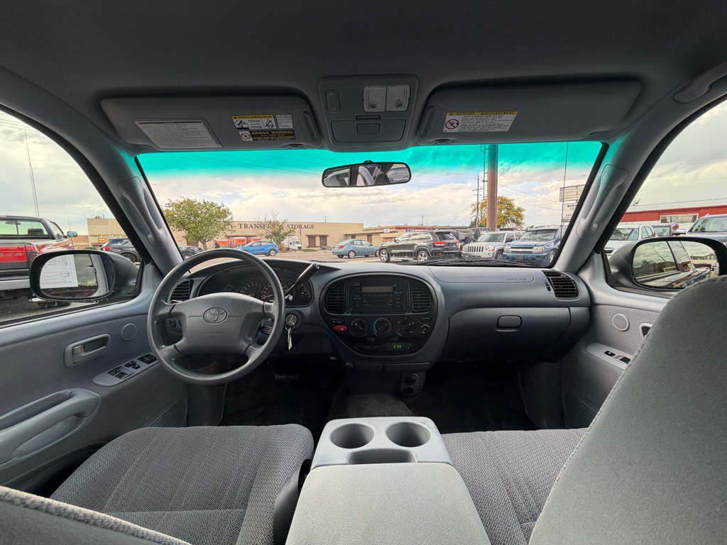 2000 Toyota Tundra Image 10
