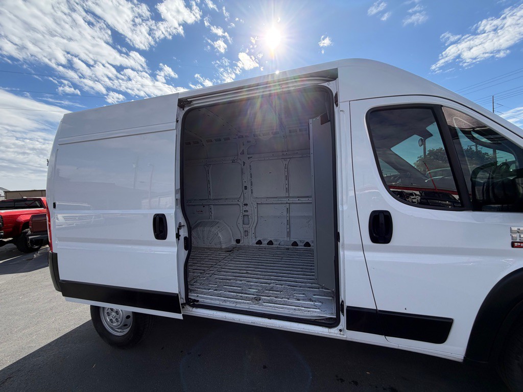 2020 RAM Promaster Image 10