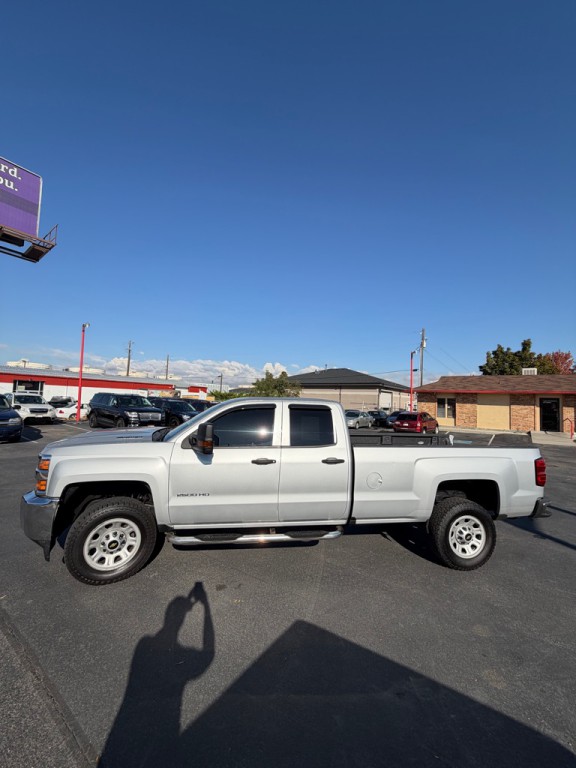 2018 Chevrolet Silverado 1500 Image 3