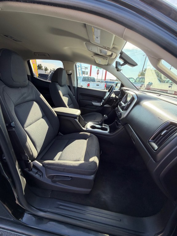 2016 Chevrolet Colorado Image 8