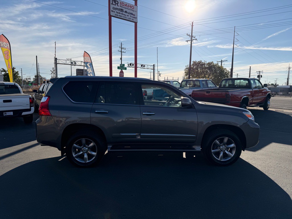 2012 Lexus GX Image 6