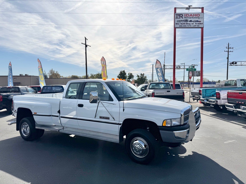 1996 Dodge Ram 3500 Image 1