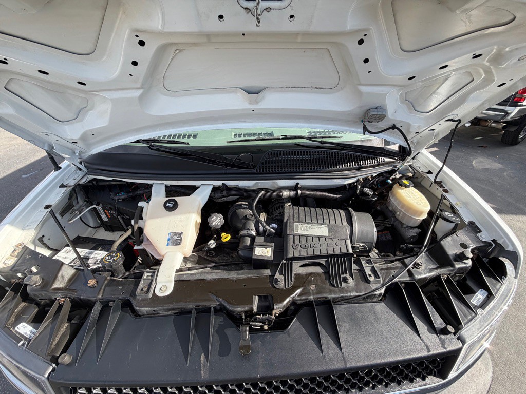 2014 Chevrolet Express Image 15