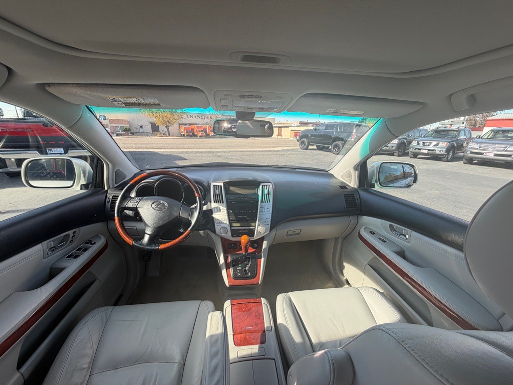 2007 Lexus RX Image 11