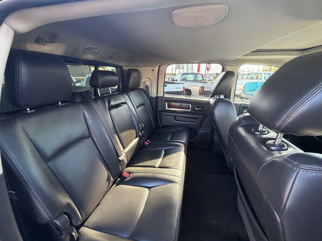 2010 Dodge Ram 3500 Image 7