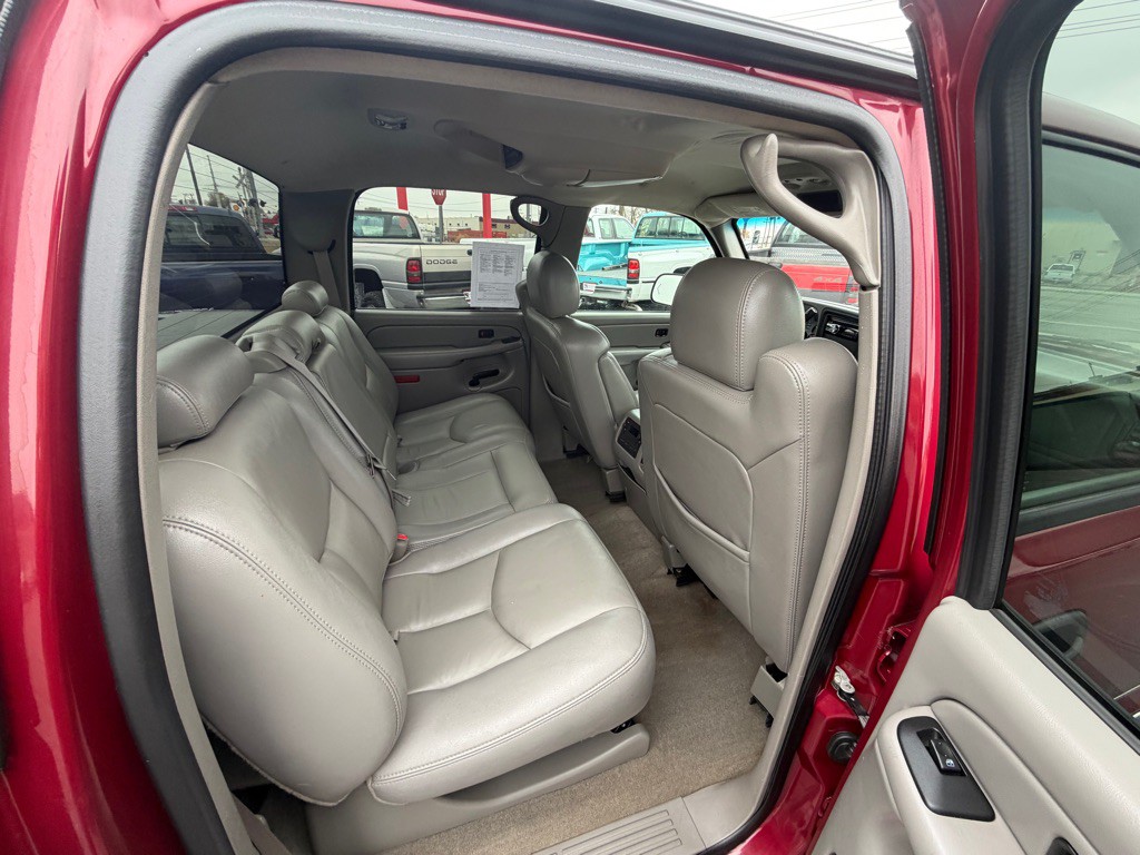 2004 GMC Sierra Image 7