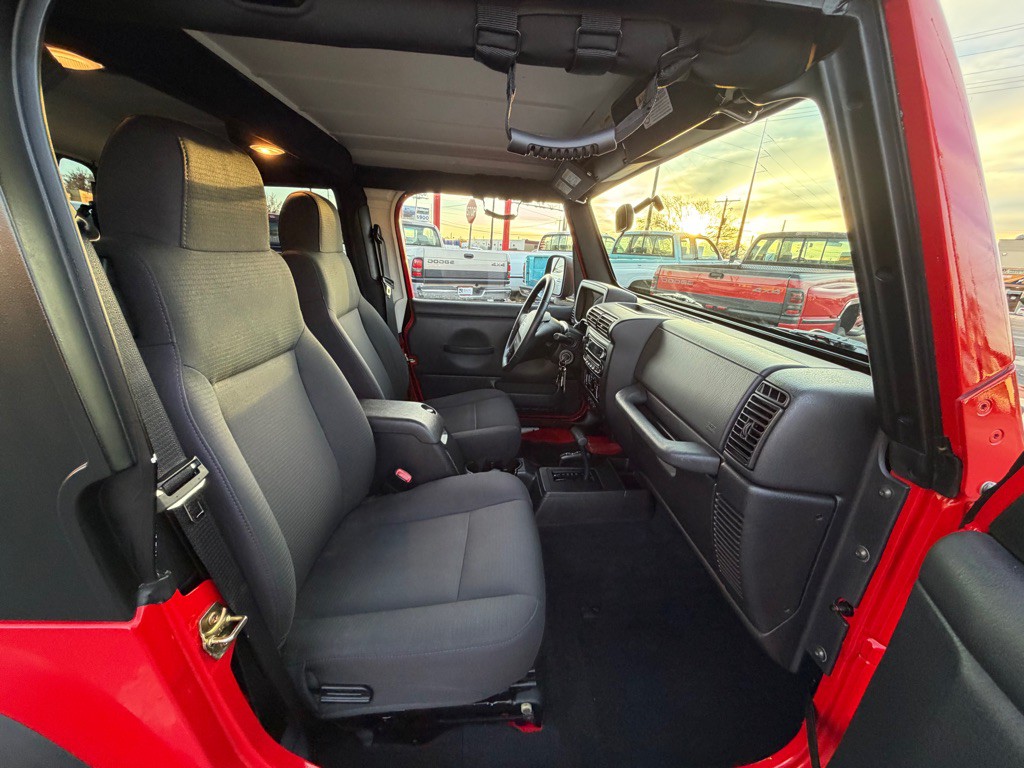 2006 Jeep Wrangler Image 7