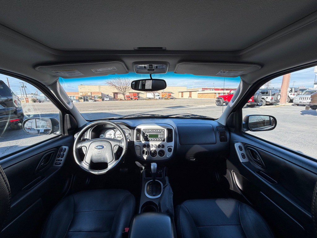 2006 Ford Escape Image 11