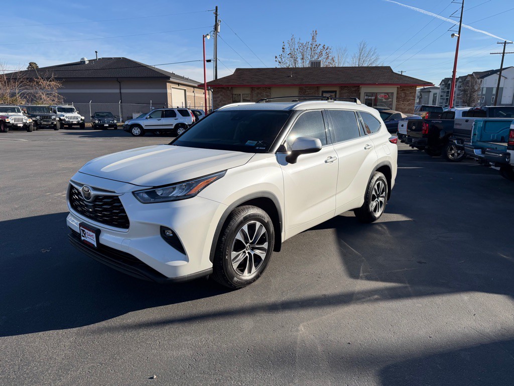 2020 Toyota Highlander Image 2