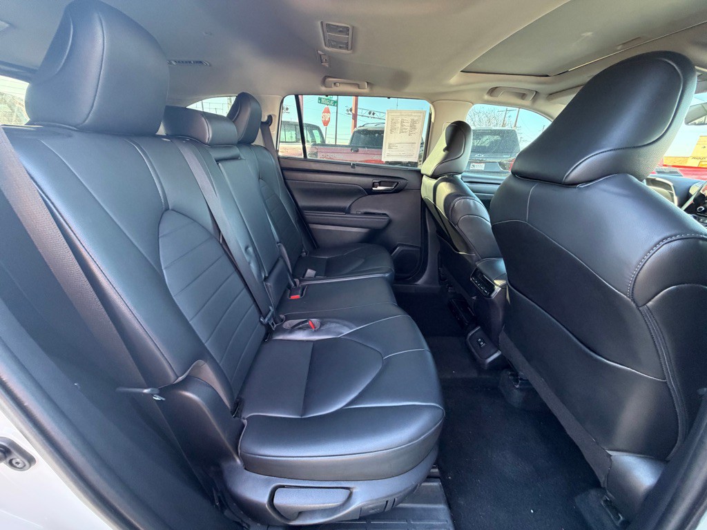 2020 Toyota Highlander Image 7