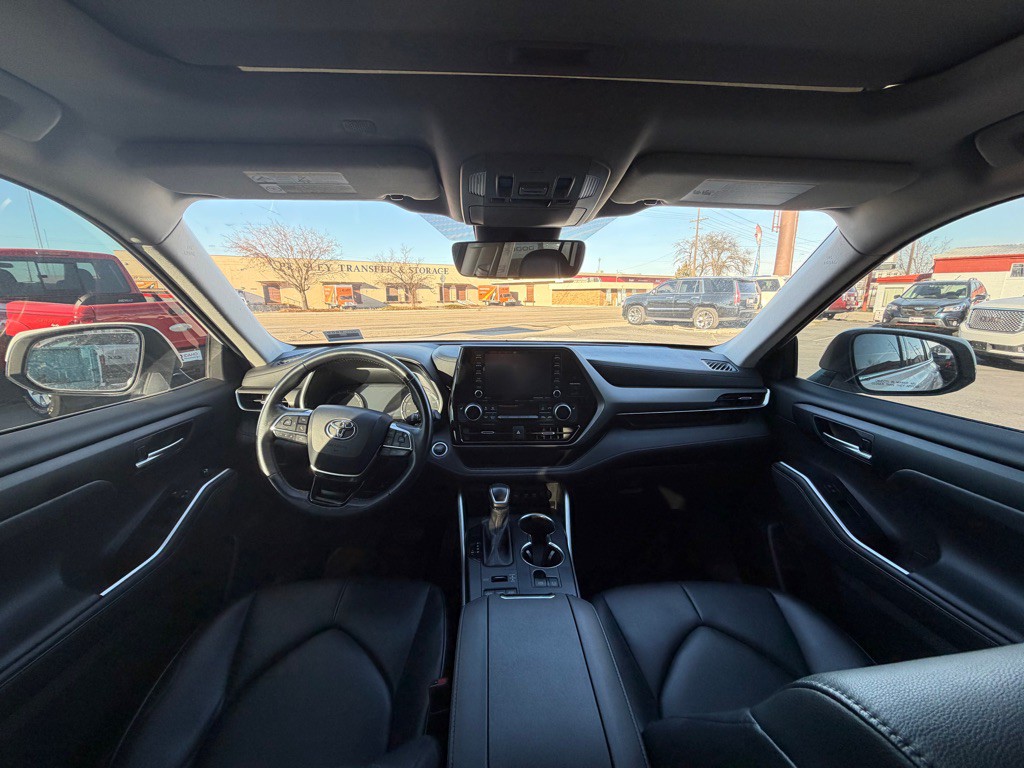 2020 Toyota Highlander Image 11