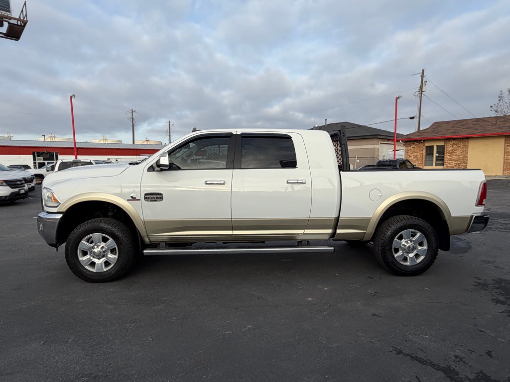 2013 RAM 3500 Image 3