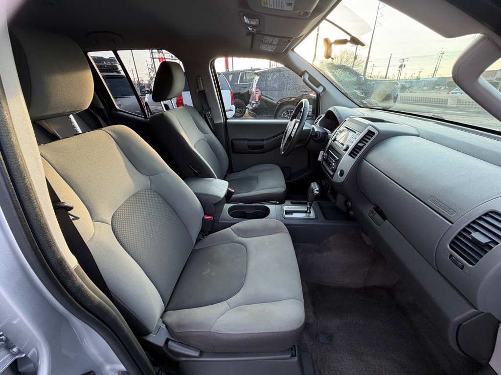 2013 Nissan Xterra Image 8