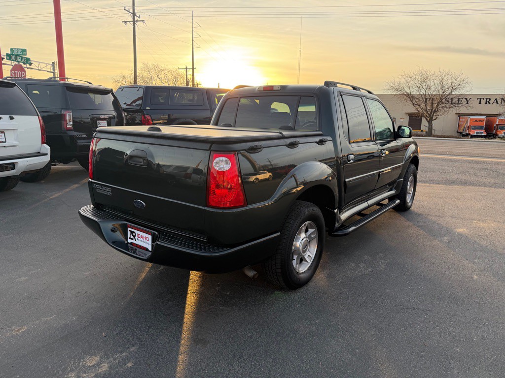 2004 Ford Explorer Image 5
