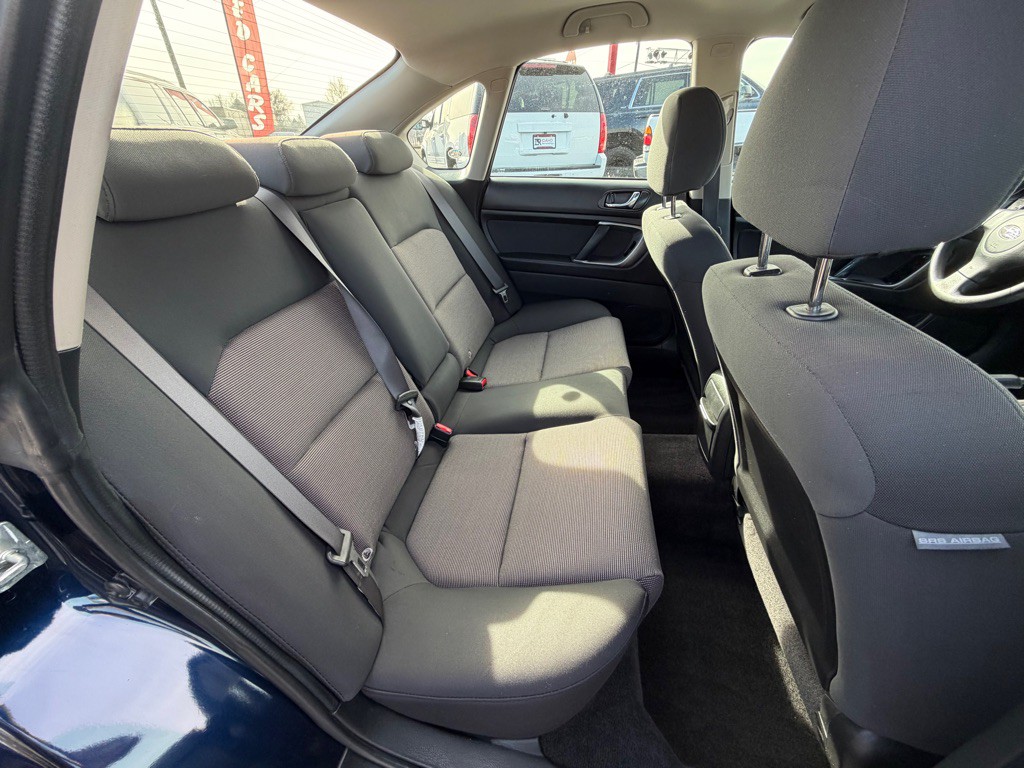 2005 Subaru Legacy Image 9
