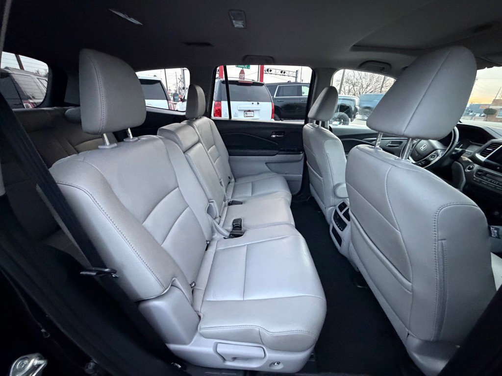 2016 Honda Pilot Image 8