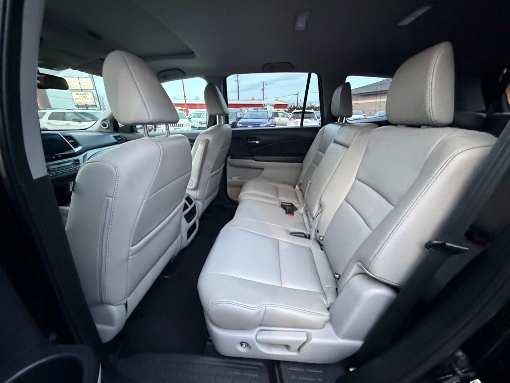 2016 Honda Pilot Image 10