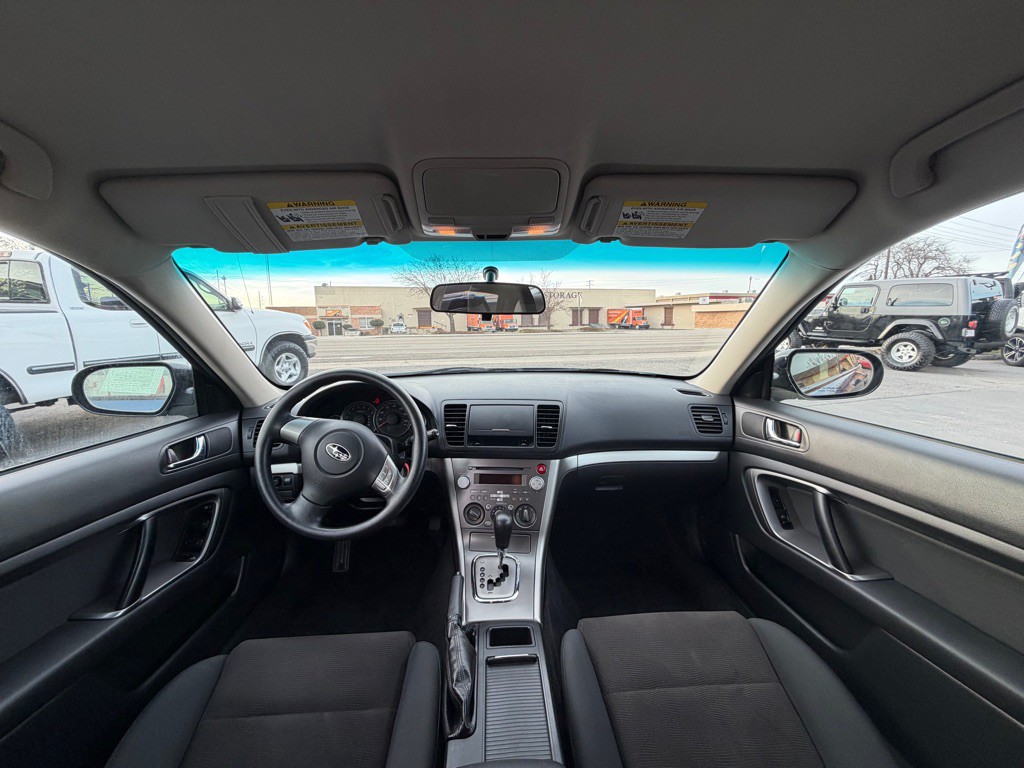 2008 Subaru Outback Image 10