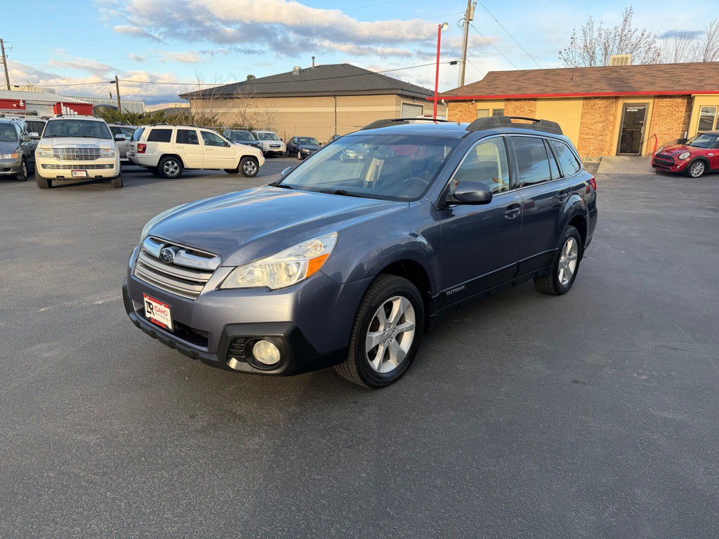 2013 Subaru Outback Image 2