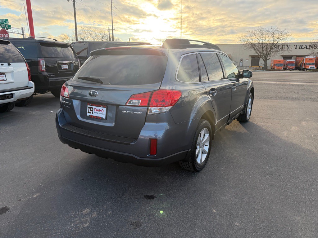2013 Subaru Outback Image 5