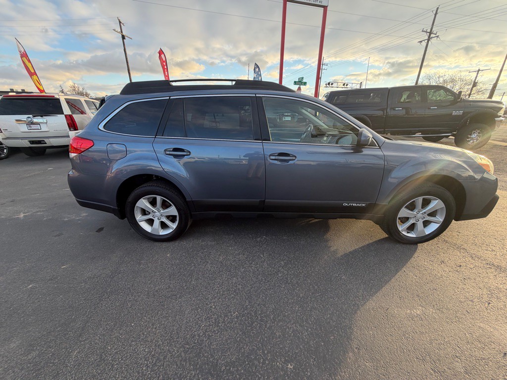 2013 Subaru Outback Image 6