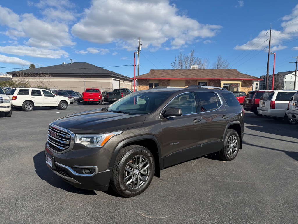 2019 GMC Acadia Image 2