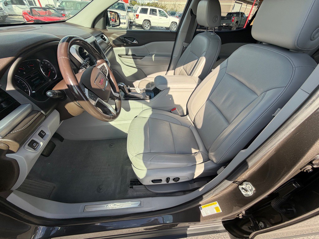 2019 GMC Acadia Image 9