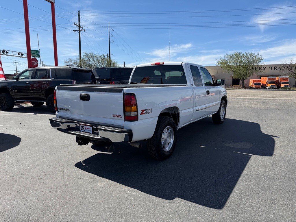2006 GMC Sierra Image 5