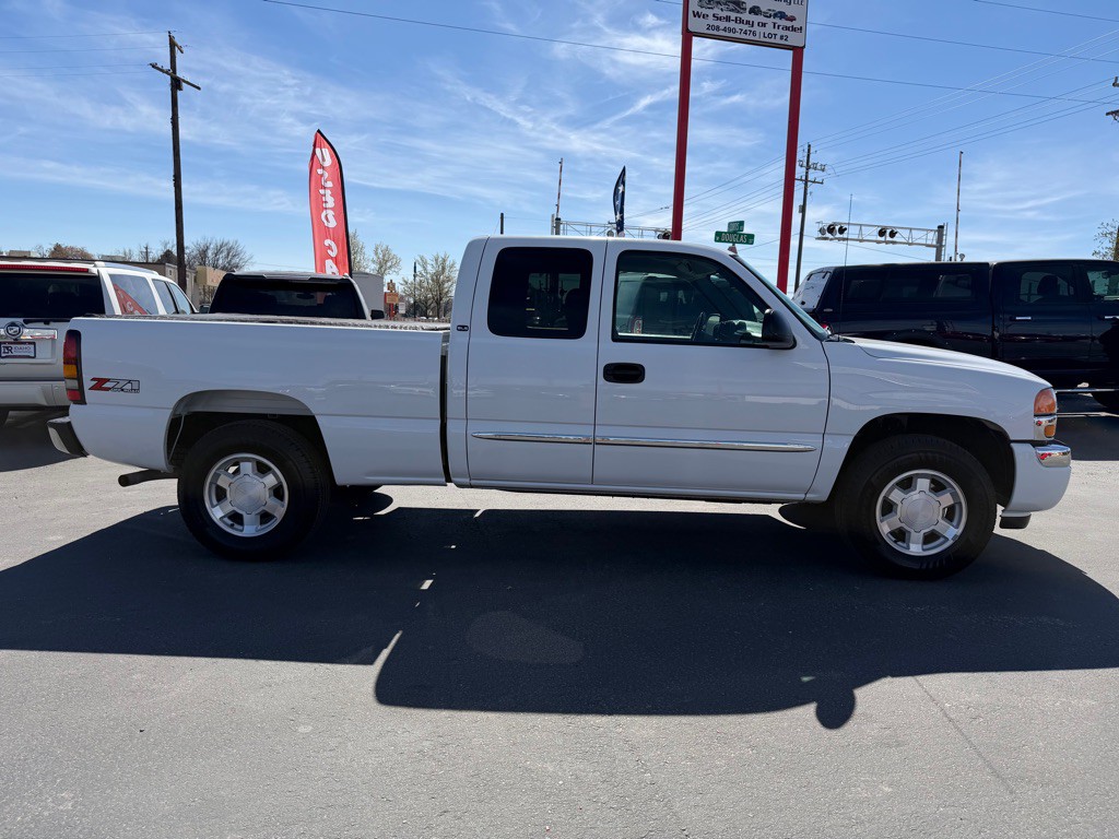 2006 GMC Sierra Image 6