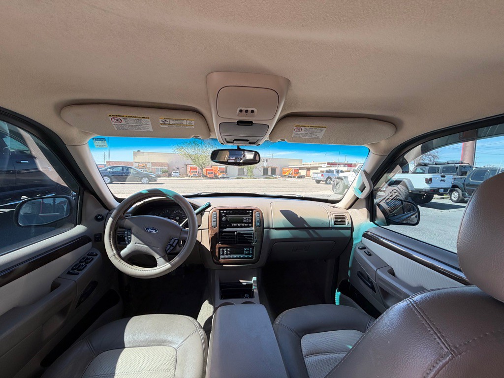 2003 Ford Explorer Image 12