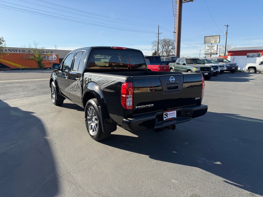 2012 Nissan Frontier Image 4