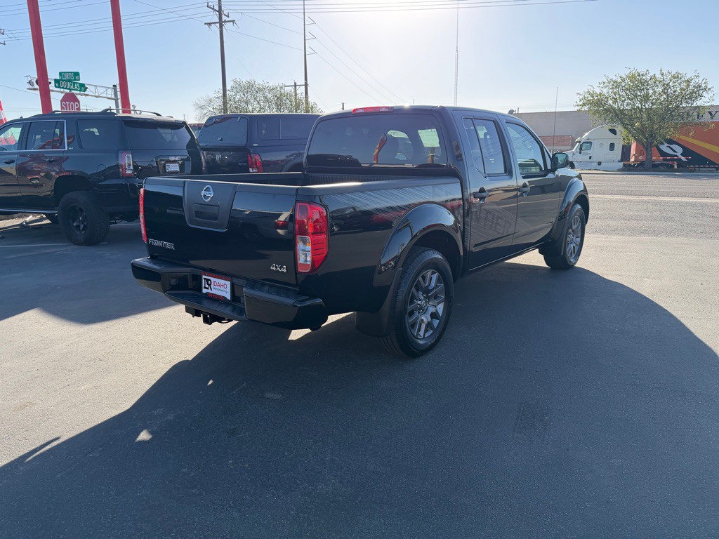 2012 Nissan Frontier Image 5