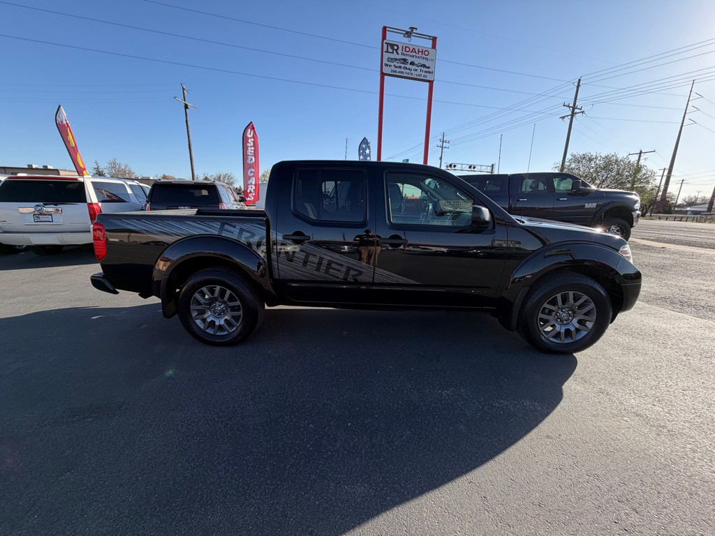 2012 Nissan Frontier Image 6