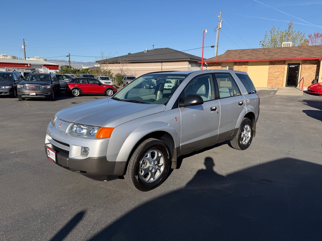 2003 Saturn Vue Image 2