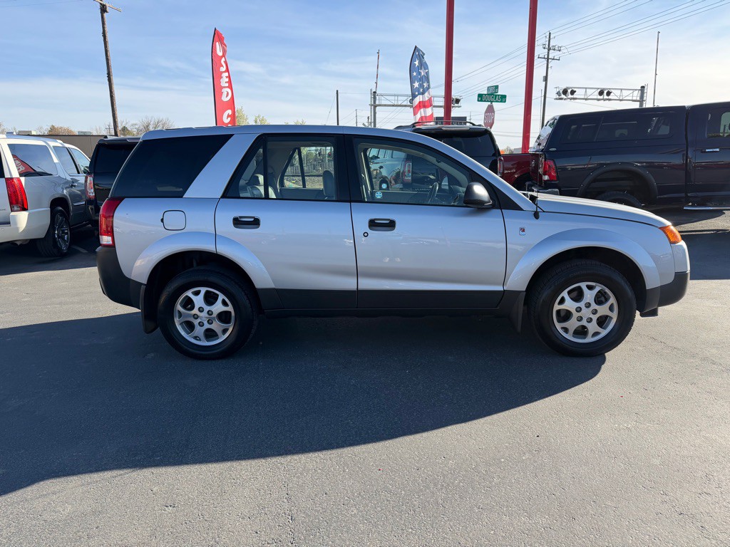 2003 Saturn Vue Image 6