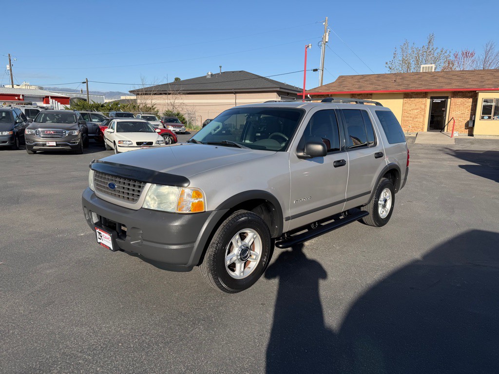 2004 Ford Explorer Image 2