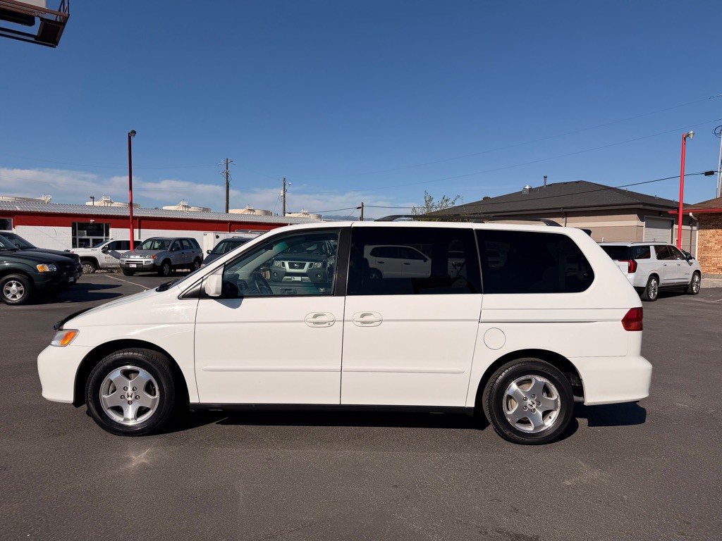 2001 Honda Odyssey Image 3