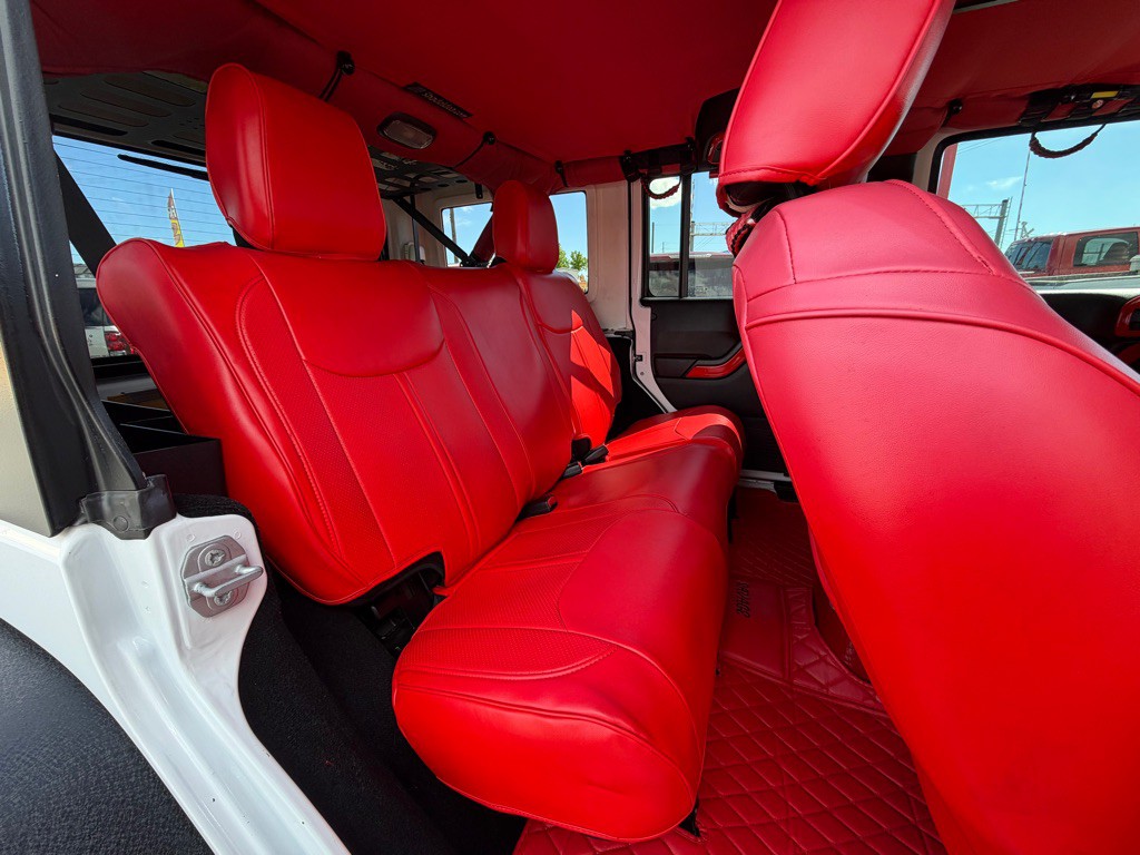 2015 Jeep Wrangler Unlimited Image 7