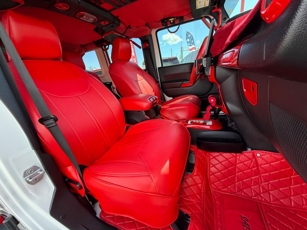 2015 Jeep Wrangler Unlimited Image 8