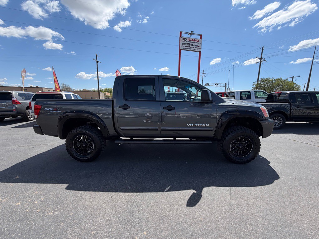 2012 Nissan Titan Image 6